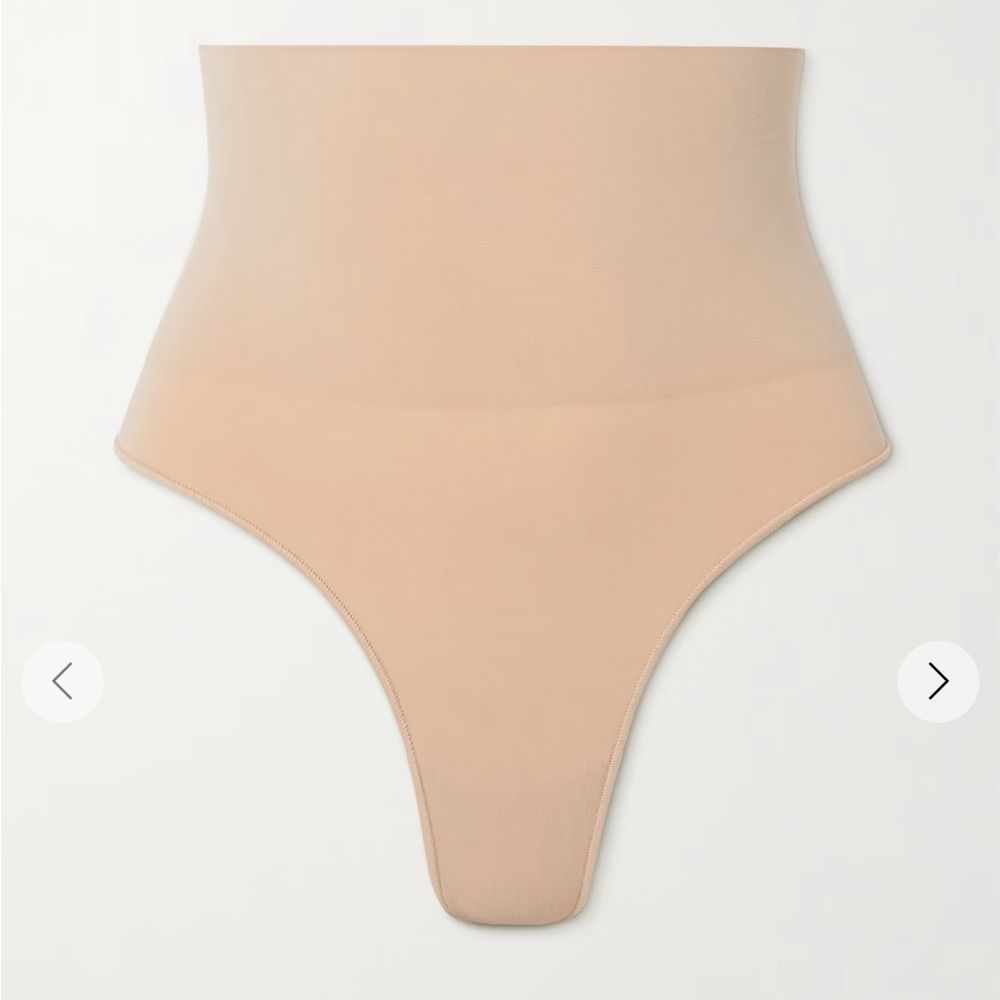BRAND NEW SKIMS core control thong - clay